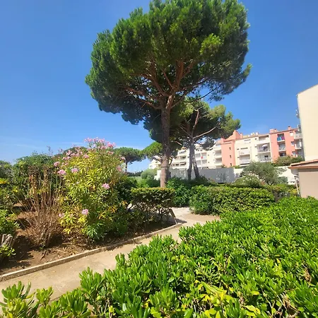 Cap D'agde Le Pharo דירה *